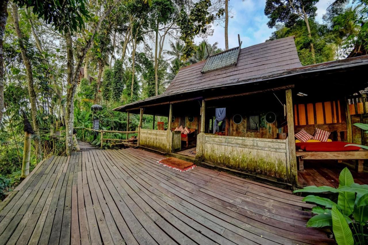 Bambu Indah Hotel Ubud Exterior foto