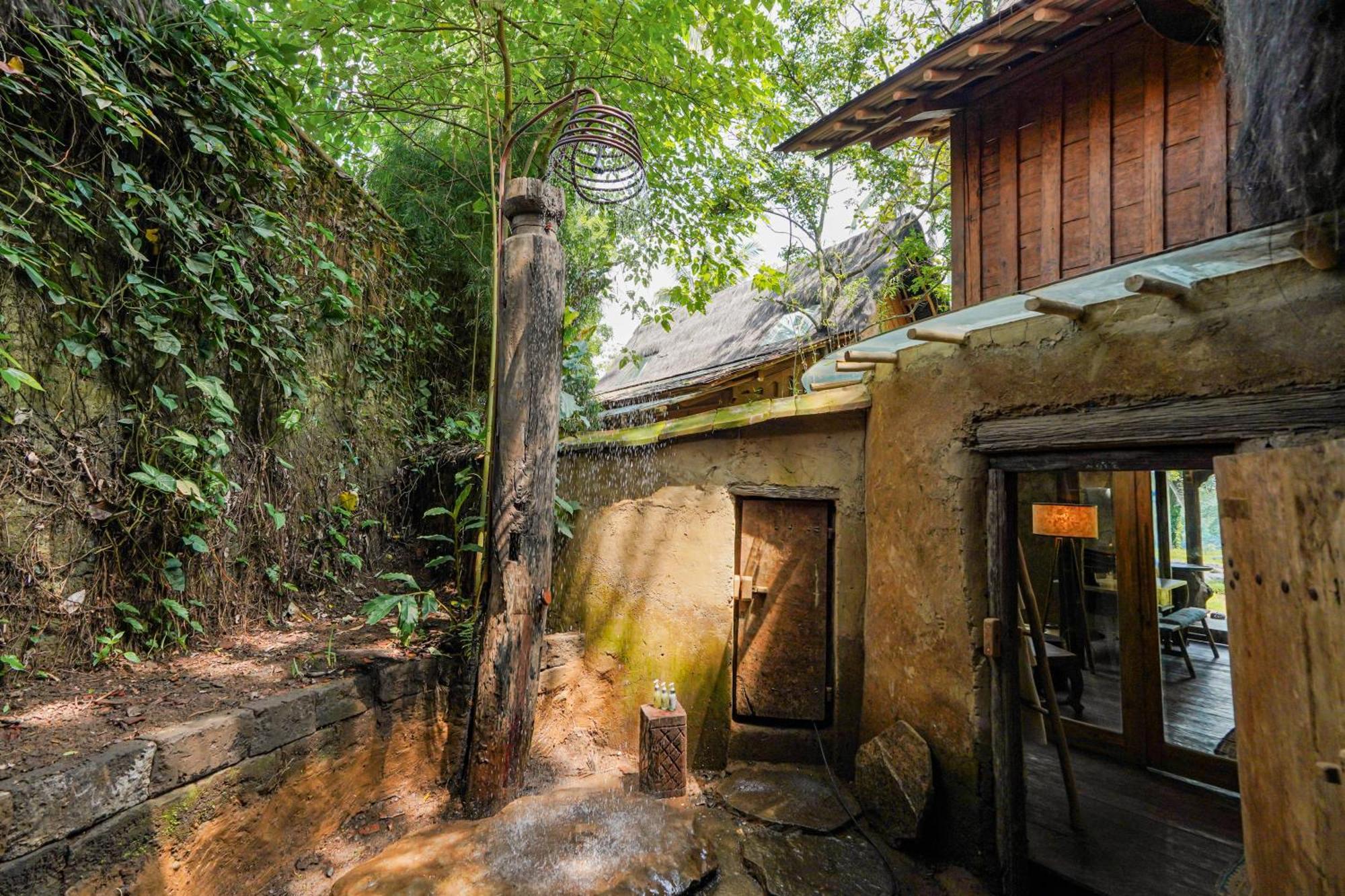 Bambu Indah Hotel Ubud Exterior foto